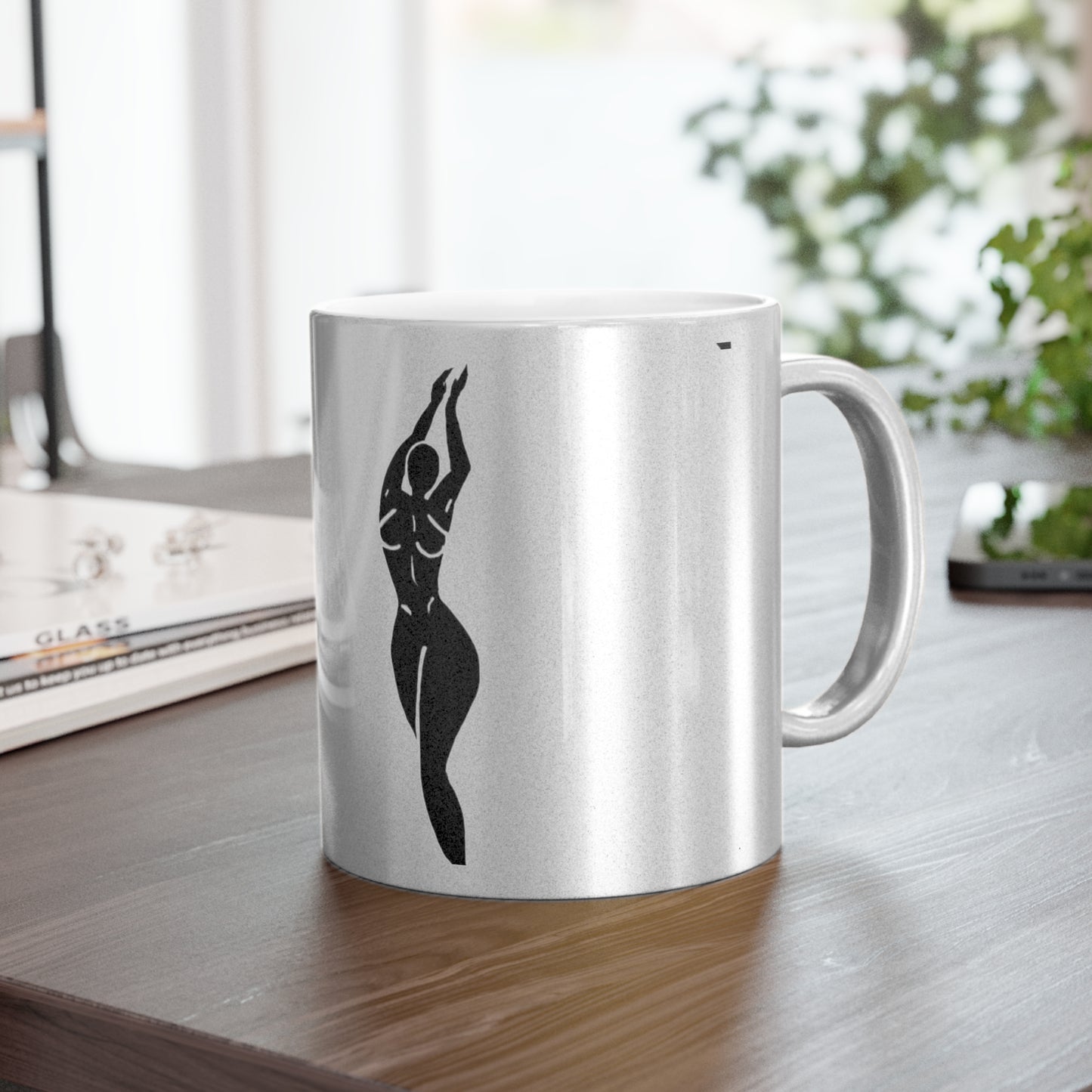 Elegant Metallic Mug - Artful Silhouette Design for Unique Gifting. Personalizable